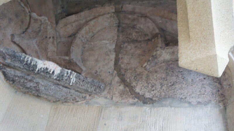 Fassade Maßwerk zwischen Konsolen · Rechte: Archiv der Dombauhütte St.Stephan