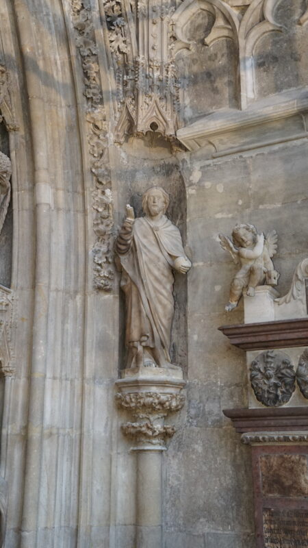 Rechte Baldachinfigur -Christus doctus · Rechte: Archiv der Dombauhütte St.Stephan